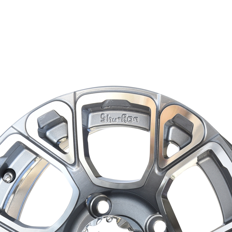 골프 카트 12는 센터 캡 4x4(101.6mm) 볼트 패턴을 포함하는 기계화된 / 포금 알루니늄 휠로 조금씩 움직입니다
